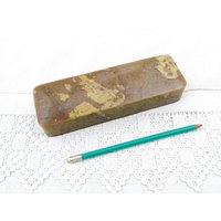 Vintage Rechteckig Geschnitzte Polierte Seifenstein Klappdeckelschachtel, Retro Schreibtisch Stifthalter, Ungewöhnliche Einzigartige Stein von VintageDecorFrancais