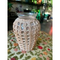 Vintage Gehäkelte Vase von VintageEmporium17
