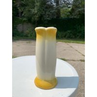 Vintage Gelbe Und Weiße Knospe Vase von VintageEmporium17