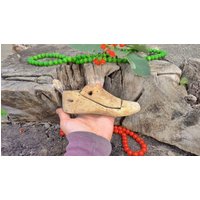 Vintage Schuster Kind Holzschuh Form Primitive Dekor Photo Prop Antike Hand Geschnitzte Primitive von VintageForYoUA