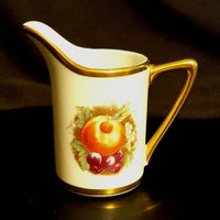 Jahrgang Andrea Sadek Weißem Porzellan Obst Transferdruck Mini Kleine Kanne Milchkännchen Echtem Gold Farbe Griff Trim Pfirsich Kirsche Heidelbeere Jahrgang Andrea Sadek Weißem Porzellan Obst Transferdruck Mini Kleine Kanne Milchkännchen Echtem Gold Farbe Griff Trim Pfirsich Kirsche Heidelbeere von VintageGirlDelights