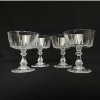 4 Elegante Vintage Crystal Flat Bottom 7 Unzen Champagner Cocktail Coupe Gläser - Barware Retro von VintageGlassFindsCo