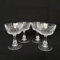 4 Zierliche Elegante Vintage Kristall Flachboden 3 Unzen Champagner Cocktail Coupé Gläser - Barware Retro von VintageGlassFindsCo