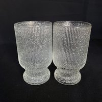 Paar Stabile 13Oz Eisrinde Strukturierte Matte Jeannette Glas Finlandia Fuß Vintage Gläser - Mcm Barware von VintageGlassFindsCo