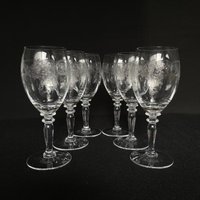 Set Von 6 Vintage Kristall Verzierten Etched Optic Paneled Unzen Cocktail Weingläser von VintageGlassFindsCo