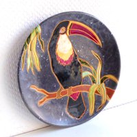 Vintage Ceramic Wall Decoration Bird Wall Plate Toucan 70S Mcm Decor von VintageHomeMoments