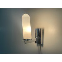 Art Deco Opalglas Und Messing Wandleuchten, Deutschland 1940Er von VintageInModeDeluxe