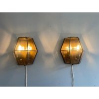 Art Deco Sechseckiges Rahmenglas Paar Wandlampen, 1960Er Jahre von VintageInModeDeluxe