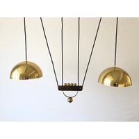 Außergewöhnliche Mid-Century Modern Voll Messing Doppelschirm Xxl Verstellbare Gegengewicht Pendelleuchte Von Domicil Möbel, 1970Er Jahre von VintageInModeDeluxe