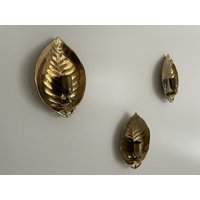 Mid-Century Modern Blatt Design Schweres Messing Set Von 3 Wandlampen, 1960Er Jahre, Deutschland von VintageInModeDeluxe