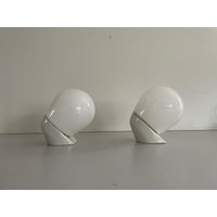 Opalglas & Porzellan Paar Wandleuchten Von Wilhelm Wagenfeld Für Lindner, 1940Er Jahre, Deutschland von VintageInModeDeluxe