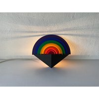 Regenbogen Design Holz Nachtlampe Von Kiener Zürich, Im Stil Der Memphis Group, 1980Er Jahre, Schweiz von VintageInModeDeluxe