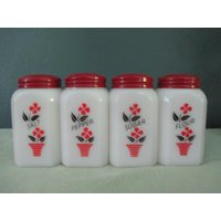Vintage Mckee "Flower Pot" 4 Stück | Salz, Pfeffer, Zucker, Mehl Shaker Set Vintage Mckee "Flower Pot" 4 Stück | Salz, Pfeffer, Zucker, Mehl Shaker Set von VintageKitchenwareUS
