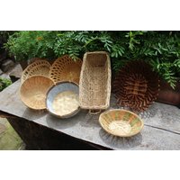 7 Tlg. Boho Wandkörbe Set Weide Rattan Stroh Peddigrohr Geflochten Vintage 70Er 80Er Jahre von VintageKreativecke