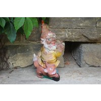 Gartenzwerg Mit Fuchs Gustav Liebermann Zwerg 805/70 Kunststoff Gartendekoration 60Er 70Er Jahre West Germany Gartenzwerg Mit Fuchs Gustav Liebermann Zwerg 805/70 Kunststoff Gartendekoration 60Er 70Er Jahre West Germany von VintageKreativecke