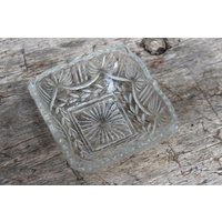 Kleine Schale Schmuckschale Anbietschale Pressglas 30Er 40Er Jahre von VintageKreativecke