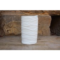 Kleine Vase Ak Kaiser Porzellan/Design M.frey Florales Relief 60Er 70Er Jahre West Germany von VintageKreativecke