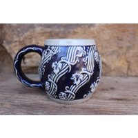Reinhold Merkelbach Bierkrug 3709 Hopfen Dekor Westerwälder Steinzeug Art Deco 30Er Jahre Germany von VintageKreativecke