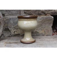 strehla Blumentopf Übertopf Mit Fuß 1453 Pflanztopf East German Pottery Vintage 70Er Jahre Ddr Gdr strehla Blumentopf Übertopf Mit Fuß 1453 Pflanztopf East German Pottery Vintage 70Er Jahre Ddr Gdr von VintageKreativecke