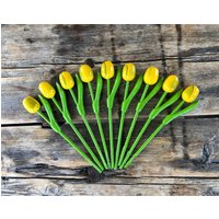 Tulpen Aus Holz, 9Er-Set Gelbe Tulpen, 20 cm Blumentischdekor, Handgemachtes Holzblumen, Geschenk Für Sie von VintageLineStyle