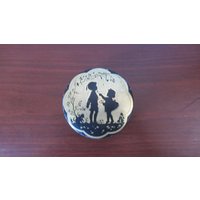 S.a. Wilkin - Cremona & Red Boy Toffees Black & Gold Silhouette Round Lidded Tin Box Made in Newcastle, England 1940S von VintageLisboa506070