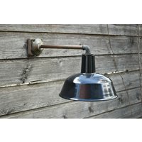 Ke488 Antike Emaille Lampe/Hof Lampe/Bauernhoflampe/Garage/Wand von VintageLivingGars