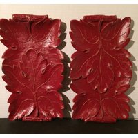 Siroco 1940 Wandbehang/Geschirrblätter Dekor Ziegelrot/Goldene Untertöne Im 2Er Set von VintageLoveAntiques