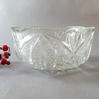 Große Salatschüssel Aus Glas Mit Wunderschönem Schliff von VintageMuseumShop