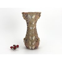 Handgefertigte Keramik Vintage Vase Beschichtet Mit Feinen Beton Chips Und Steindekor von VintageMuseumShop