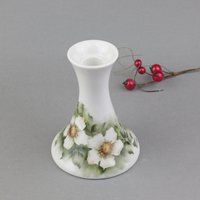 Kleiner Weißer Keramik Kerzenständer, Handbemalt Mit Blumen. Hergestellt in Europa von VintageMuseumShop