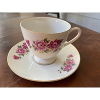 Porzellan Teetasse von VintageMuseumShop