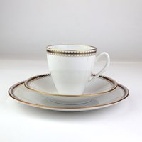 Vintage Teeset Aristokrat Serie Aus Feinem Weißen Porzellan Mit Blattgold Von Rorstrand Schweden von VintageMuseumShop