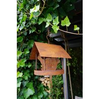 Edelrost Vogelhaus Deluxe Eckig - Gartendekoration Futterhaus Edelrost Vogelhaus Deluxe Eckig - Gartendekoration Futterhaus von VintageOneDeko