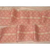 Vintage Rosenband Shabby Chic Country Rose French Markt Inspiriert Hand Distressed Webband Vr002 von VintageParisMarket