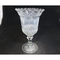 Vintage Große Klar Gepresste Glas Trompeten Celery Vase - 10 Zoll H Dekorative Blumenvase Sowerby Shaped Glass Geschenk von VintagePeatCottage