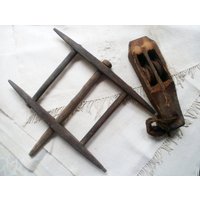 Primitive Antikes Spinnrad-Teile Webstuhl Werkzeug Wollwickler Holz-Assemoire 100 Jahre Altes Rustikales Bauernhaus Dekor Landhaus von VintagePresents