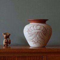 Eiwa Creme-Weiße Mid-Century Vase, Quallen-Dekor, Westdeutsche Keramik von VintageRetroVases