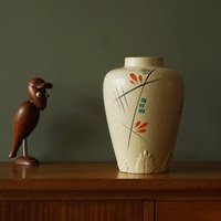 H. Bequet Soft Yellow Mid Century Vase, Buntes Abstraktes Dekor, Belgien Keramik von VintageRetroVases