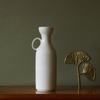 Kpm Weiße Mid Century Bisquit-Porzellan Vase, Abstraktes Dekor, Barvaria, Deutschland von VintageRetroVases