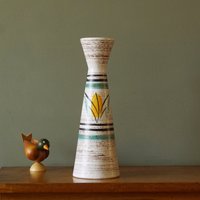 Scheurich, Weiße Mid-Century Vase, Gelbes Und Grünes Abstraktes Dekor von VintageRetroVases