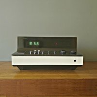 Sharp Fy 70, Digitaler Mid Century Radiowecker, Made in Japan. Funktionsfähig Sharp Fy 70, Digitaler Mid Century Radiowecker, Made in Japan. Funktionsfähig von VintageRetroVases