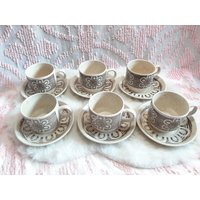 Vintage Biltons Ironstone Kaffeetasse Und Untertasse Sets Mit 6 Blumenmuster Made in England von VintageRomanticCo