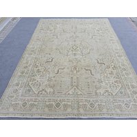 3M Vintage Handgefertigter Teppich, Neutraler Geknüpfter Wollteppich, Extra Großer Gewebter Übergroßer Teppich von VintageRugWorkshop