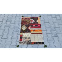 Willkommen Teppich, Bademörtchen Teppiche, Bunte Kleine Regenbogen Patchwork Kleiner Türmatte Eingang 2'1'' Füße X 3'1'' von VintageRugsRA