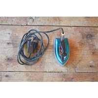 Miniatur Bügeleisen 60Er Jahre Sammlerstück, Kinderzimmer Deko von VintageShopEU