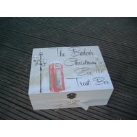 Personalisierte Heiligabend Hölzerne Leckerli-Box Familienandenken von VintageSignBoutique