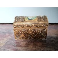 Süsse Kleine Goldene Holz Dose von VintageStorebySteph
