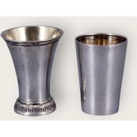 Antike Kleine Vasen Aus Silber Von Gab Stockholm, Schweden, 1900Er Jahre von VintageStoryDesign