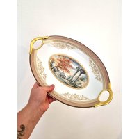 Kaiser Porzellanplatte "Belvedere" - Design K. Nossek | Handbemaltes Deutsches Porzellantablett Mit Goldenen Griffen von VintageStoryDesign