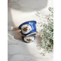 Nymphenburg Mokka Tassen 1920Er Jahre Porzellan Set Nymphenburg Mokka Tassen 1920Er Jahre Porzellan Set von VintageStoryDesign